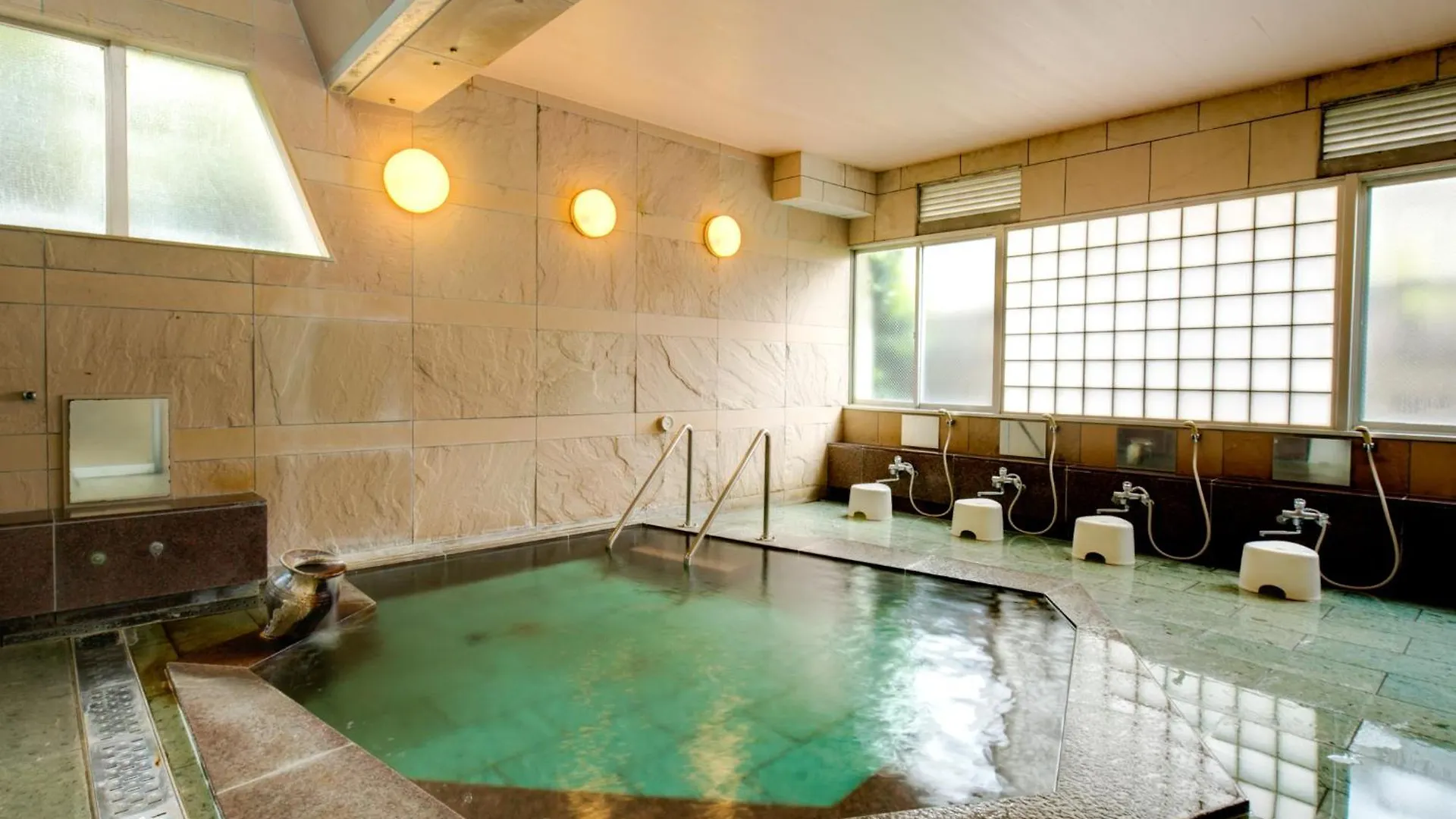 Yugawara-Onsen Manyoso Yugawara