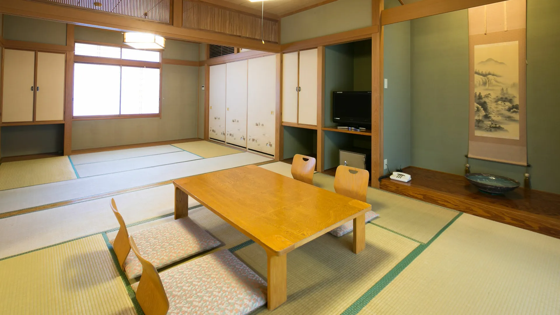 Ryokan Yugawara-Onsen Manyoso